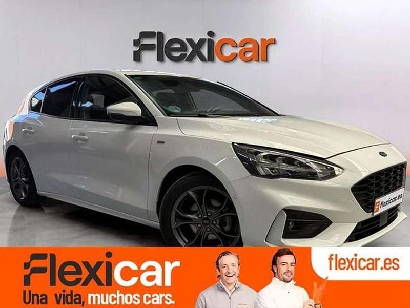 Usado Ford Focus ST-Line 120 CV (88 kW) 2021 Blanco Utilitario