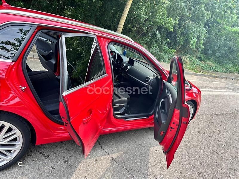 Rojo Usado 2013 Audi A3 Sportback Ambition Berlina | 9800 € (Super precio) - Imagen 1/3
