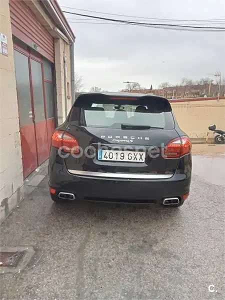 Occasion Porsche Cayenne 240 PK (176 kW) 2010 Zwart SUV
