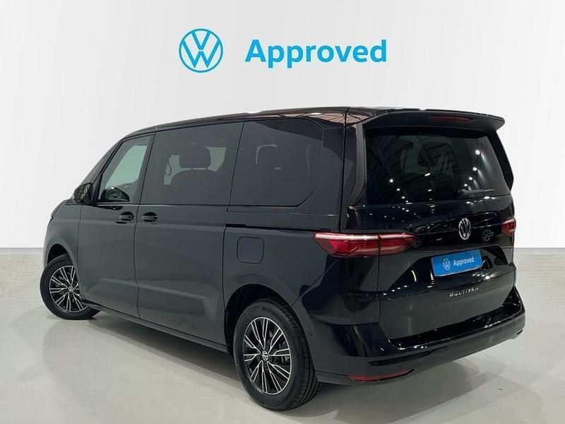 Usado VW Multivan Life 150 CV (110 kW) 2025 Negro Van