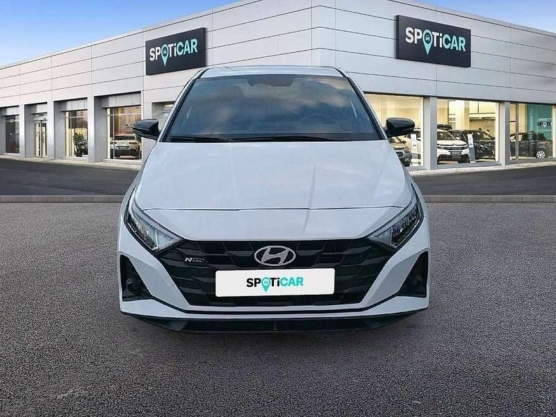 Usado Hyundai i20 N Line 80 CV (58 kW) 2024 Blanco Utilitario