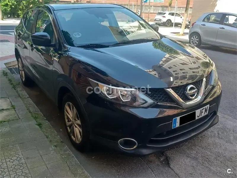 Usado Nissan Qashqai N-TEC 110 CV (80 kW) 2015 Negro SUV