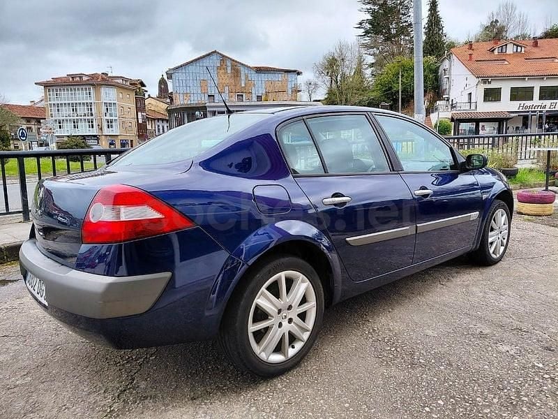 Usado Renault Mégane II Dynamique 110 CV (80 kW) 2006 Azul Berlina