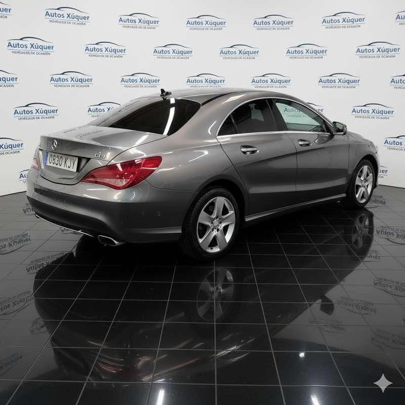 Usado Mercedes CLA220 177 CV (130 kW) 2015 Gris Berlina