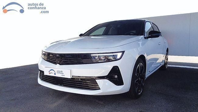 Blanco Usado 2023 Opel Astra Familiar | 34.490 € - Imagen 1/4