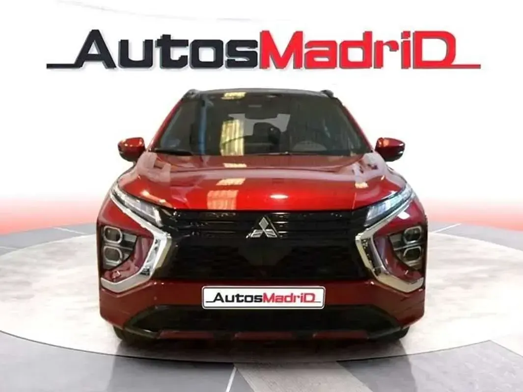 Usado Mitsubishi Eclipse Cross 188 CV (138 kW) 2023 Rojo SUV
