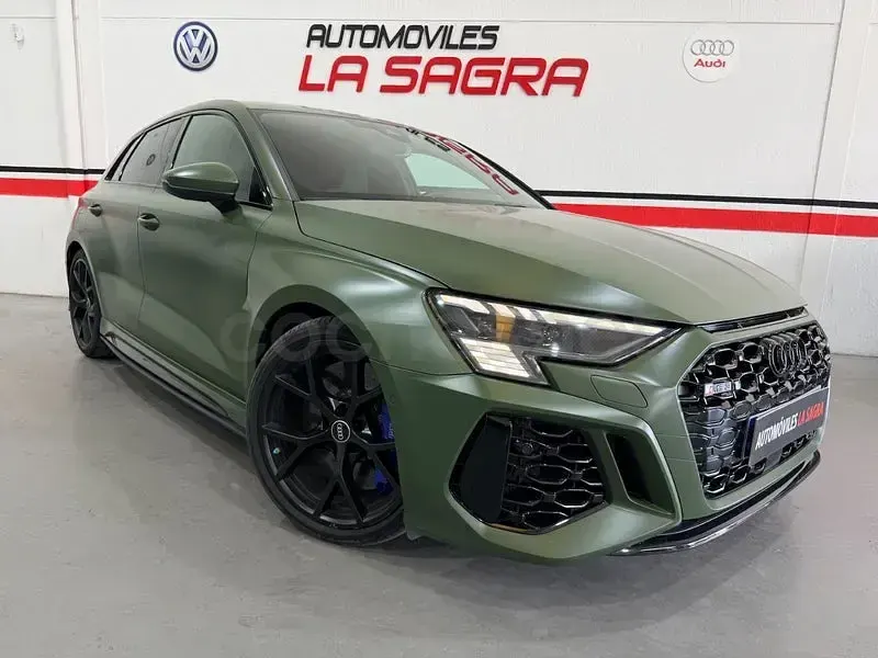 Usado Audi RS3 400 CV (294 kW) 2022 Verde Berlina