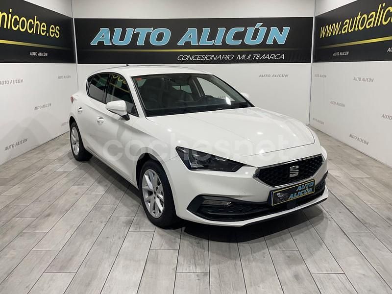 Blanco Usado 2021 Seat Leon Style Berlina | 14.200 € (Precio justo) - Imagen 1/4