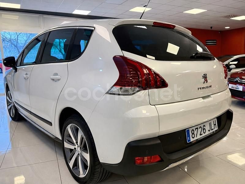 Usado Peugeot 3008 Crossway 120 CV (88 kW) 2016 Blanco Berlina