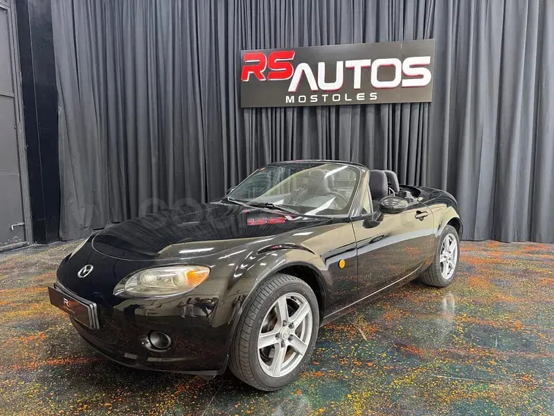 Usado Mazda MX5 Active 126 CV (92 kW) 2007 Negro Descapotable