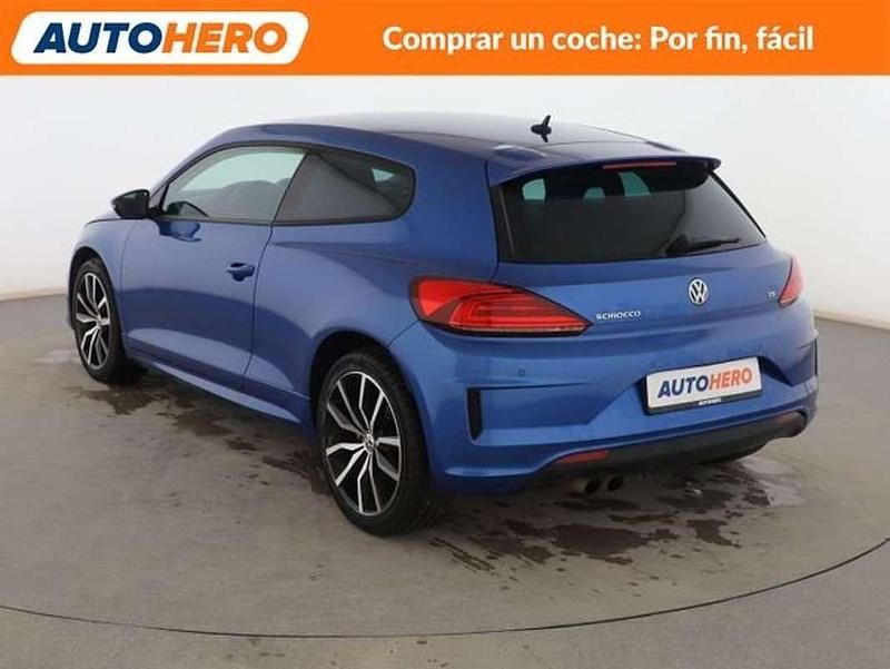 Usado VW Scirocco R-line 125 CV (91 kW) 2017 Azul Coupe