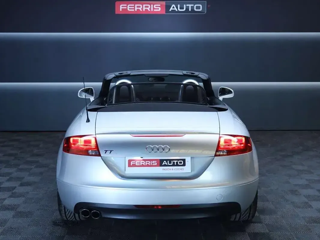 Usado Audi TT Premium 200 CV (147 kW) 2008 Gris Coupe