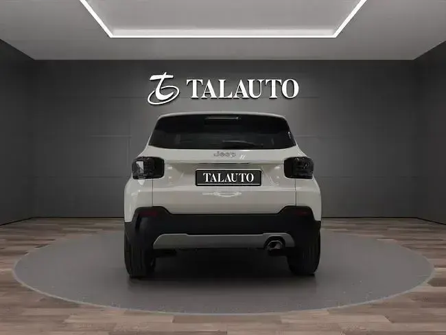 Usado Jeep Avenger Altitude 101 CV (74 kW) 2024 Blanco SUV