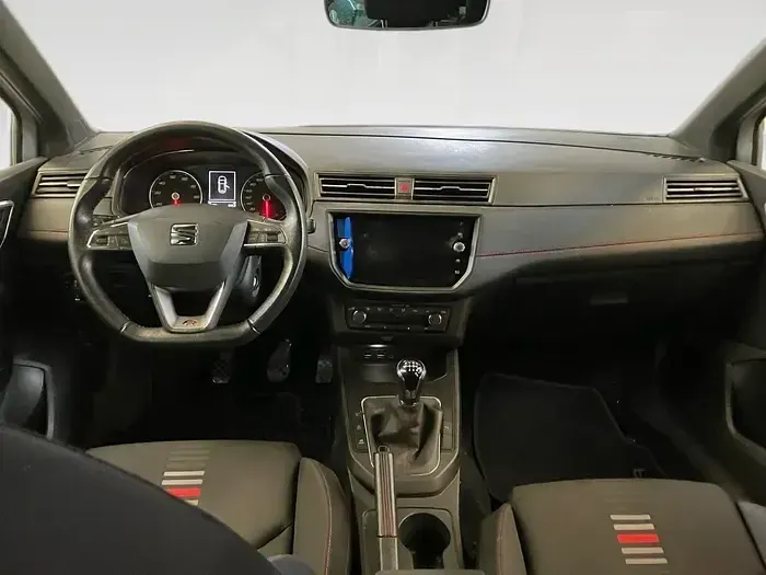 Usado Seat Ibiza FR 115 CV (84 kW) 2019 Gris plata Utilitario