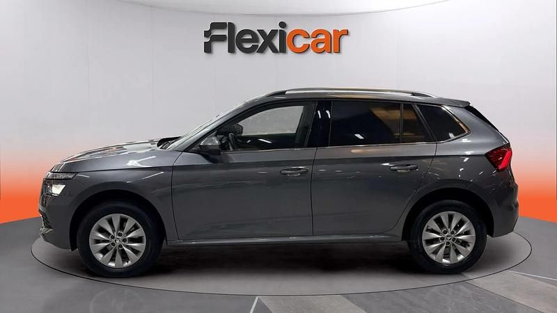 Usado Skoda Kamiq Active 111 CV (81 kW) 2022 Gris SUV