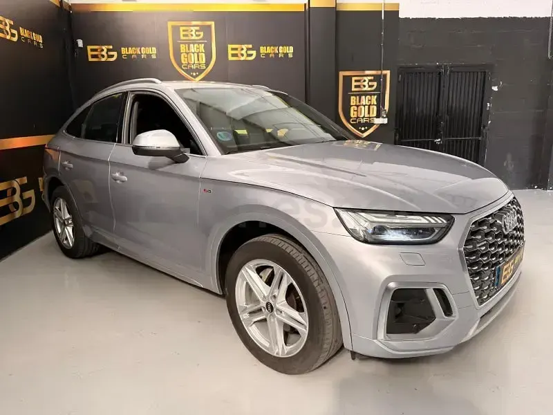 Usado Audi Q5 Sportback S-Line 204 CV (150 kW) 2022 Gris / plata SUV