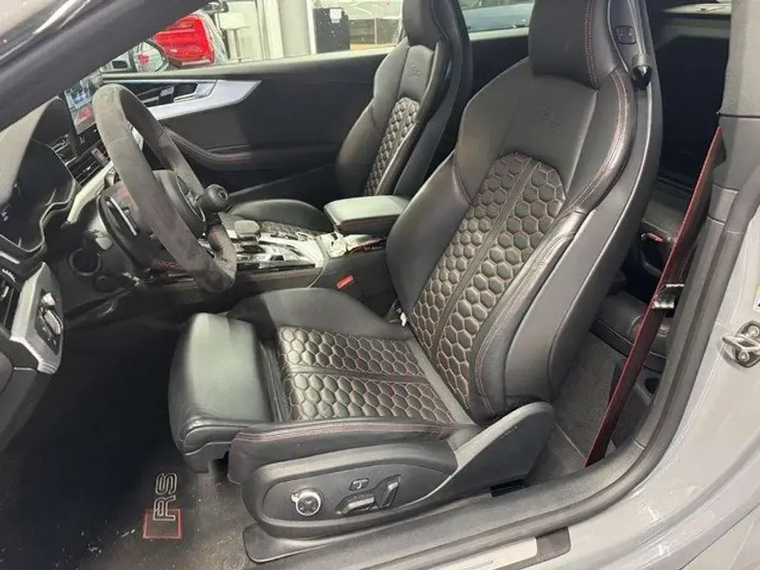 Usado Audi RS5 Exclusive 450 CV (330 kW) 2022 Gris Coupe