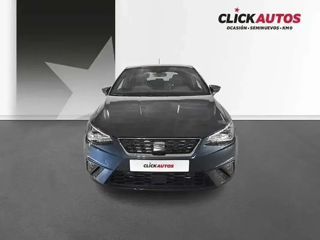 Usado Seat Ibiza XCELLENCE 116 CV (85 kW) 2025 Gris Utilitario