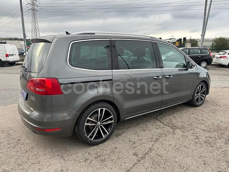 Usado VW Sharan Sport 170 CV (125 kW) 2012 Gris / plata Monovolumen