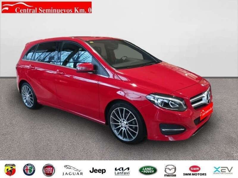 Usado Mercedes B180 109 CV (80 kW) 2015 Rojo Utilitario