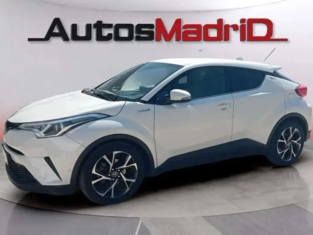 Usado Toyota C-HR Advance 122 CV (89 kW) 2019 Blanco SUV