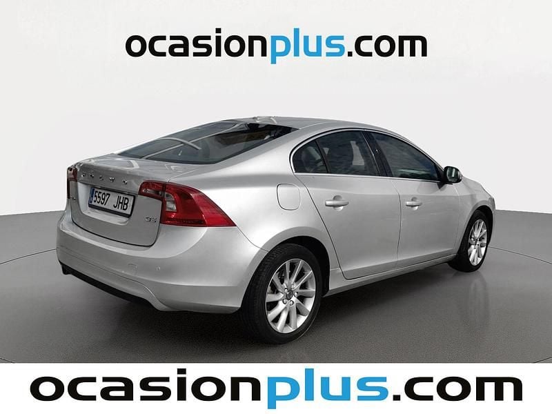 Usado Volvo S60 Summum 150 CV (110 kW) 2015 Gris plata Berlina