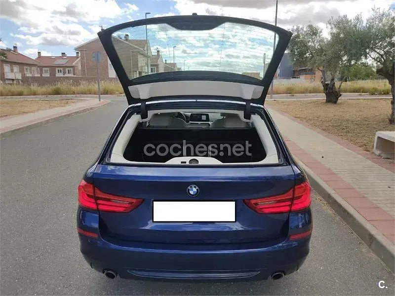 Usado BMW 520 Sport Line 190 CV (139 kW) 2018 Azul Familiar