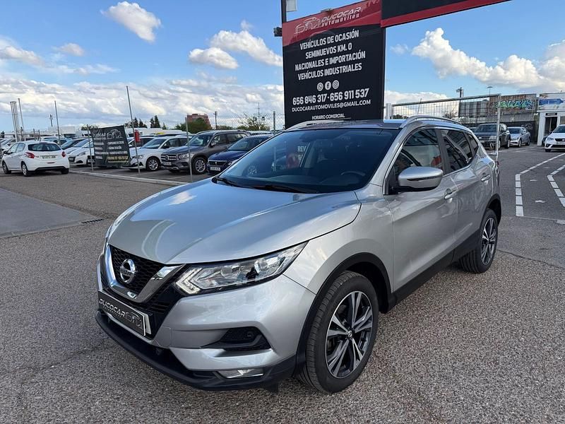 Usado Nissan Qashqai Style Edition 115 CV (84 kW) 2021 Gris SUV