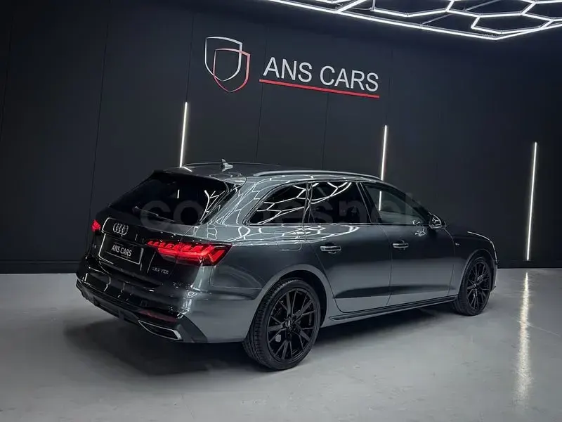 Usado Audi A4 S-Line 163 CV (119 kW) 2020 Gris / plata Familiar