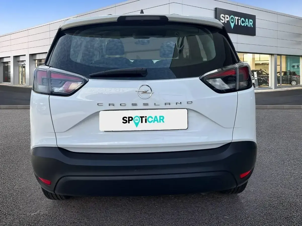 Usado Opel Crossland Edition 111 CV (81 kW) 2022 Blanco SUV
