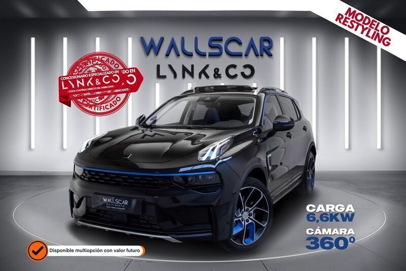 Negro Usado 2023 Lynk & Co 01 SUV | 27.880 € (Precio justo) - Imagen 1/4