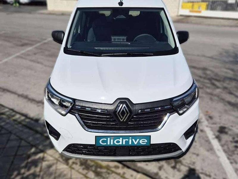 Usado Renault Kangoo 95 CV (69 kW) 2024 Blanco Monovolumen