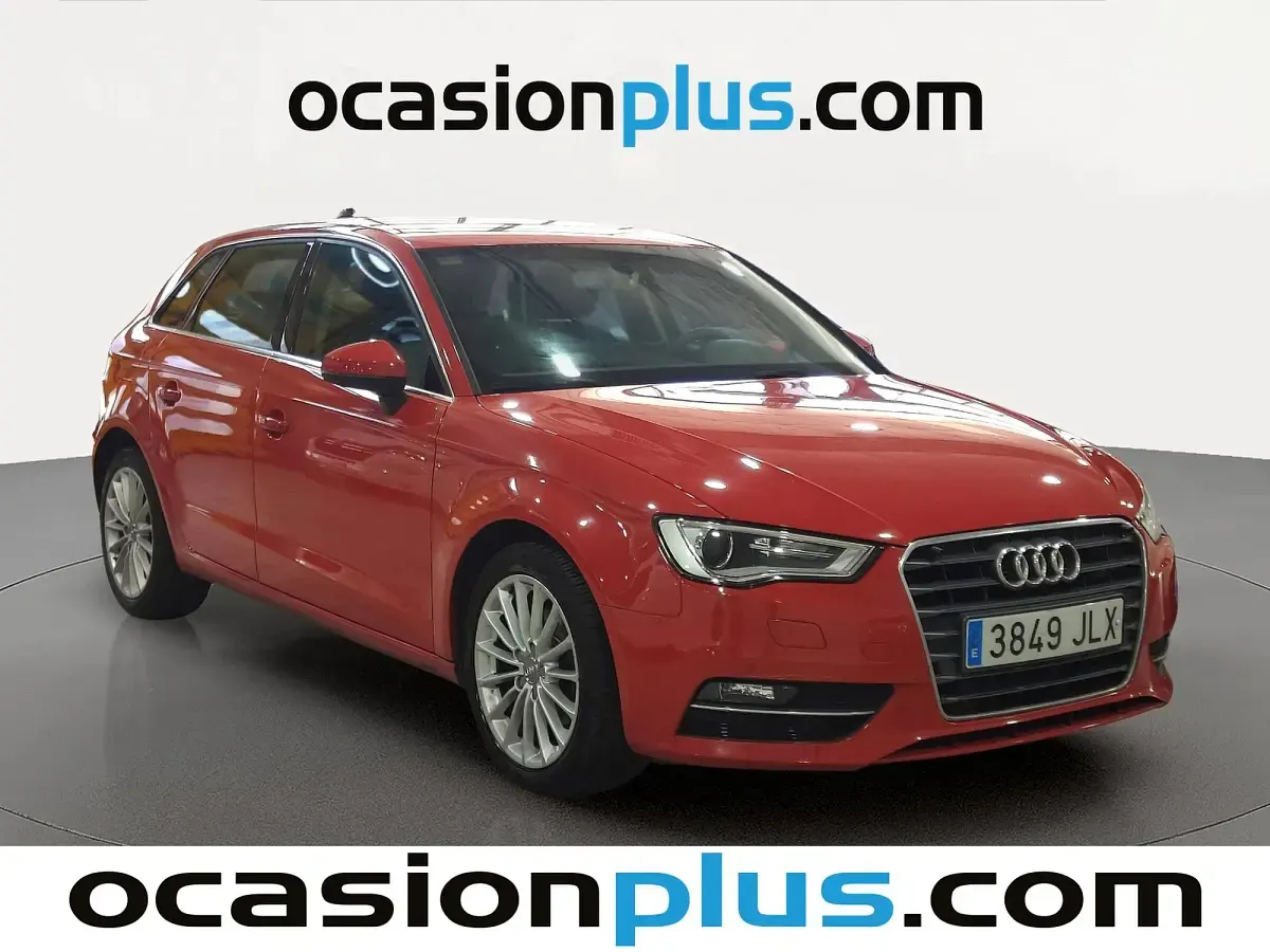 Usado Audi A3 Sportback Advanced Plus 110 CV (80 kW) 2016 Rojo Utilitario
