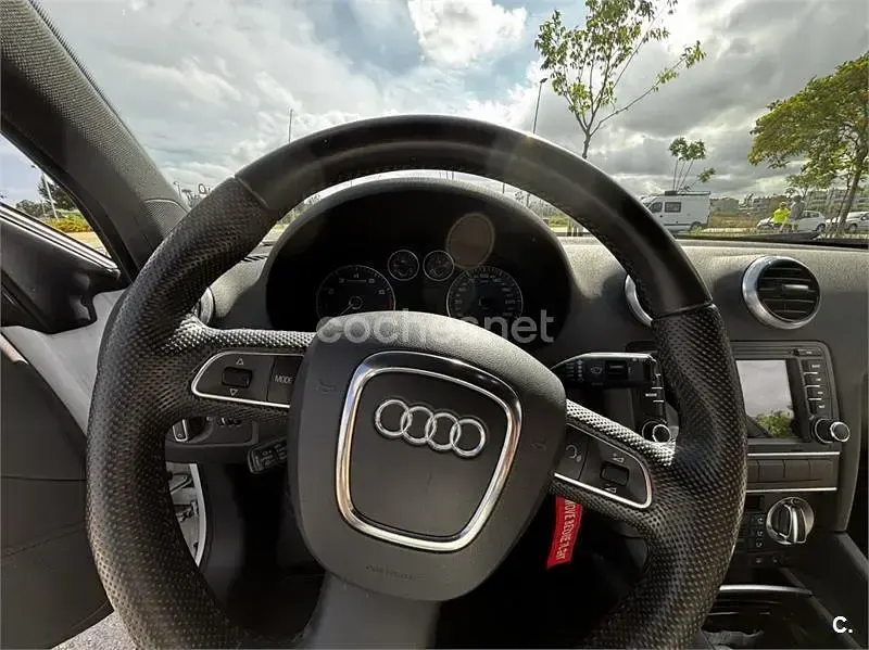 Usado Audi A3 Ambition 160 CV (117 kW) 2012 Blanco Utilitario
