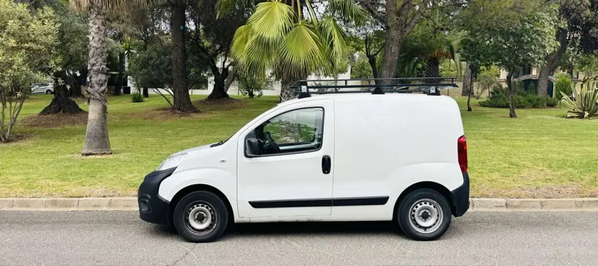 Usado Fiat Fiorino 80 CV (58 kW) 2020 Blanco Monovolumen