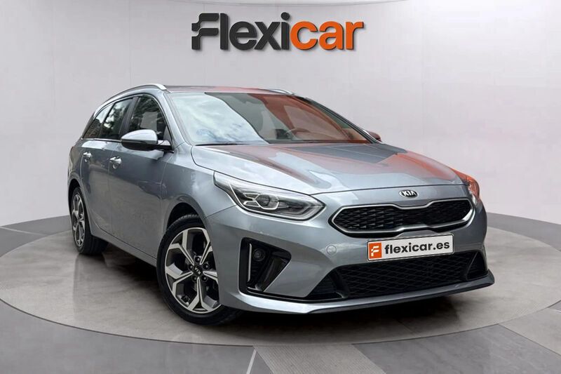 Gris Usado 2021 Kia Ceed Familiar | 12.990 € (Super precio) - Imagen 1/4
