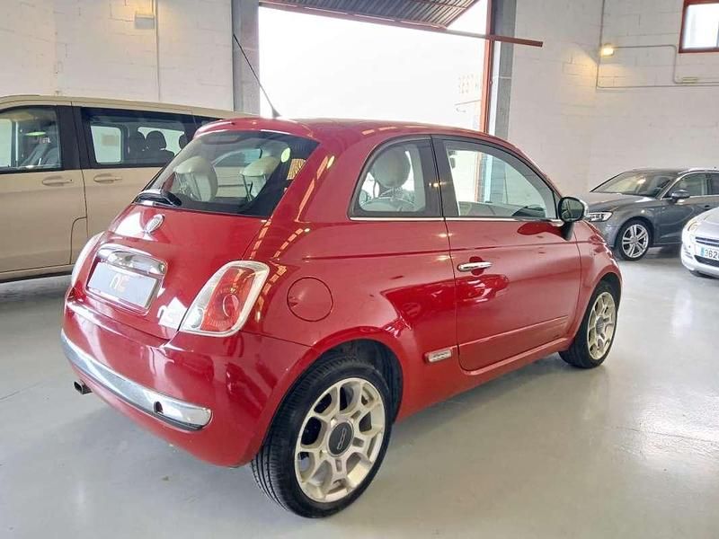 Usado Fiat 500 Lounge 69 CV (50 kW) 2009 Rojo Descapotable