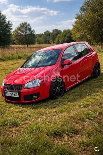 Usado VW Golf V GTI 200 CV (147 kW) 2007 Rojo Berlina