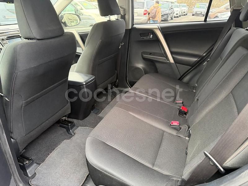 Usado Toyota RAV4 Advance 124 CV (91 kW) 2015 Negro SUV