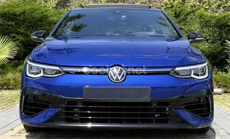 Usado VW Golf VIII R 333 CV (244 kW) 2024 Azul Berlina