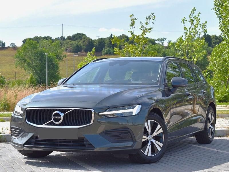 Usado Volvo V60 Momentum 150 CV (110 kW) 2020 Gris / plata Familiar