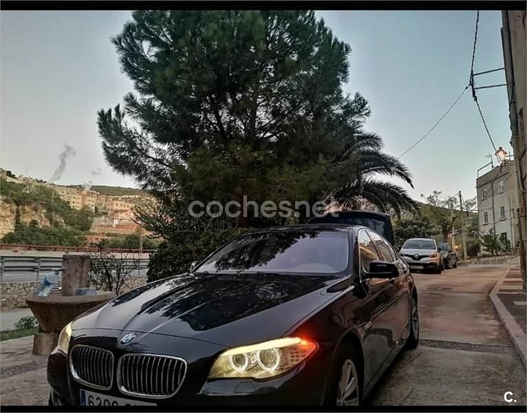 Azul Usado 2010 BMW 520 Berlina | 11.995 € (Precio justo) - Imagen 1/4