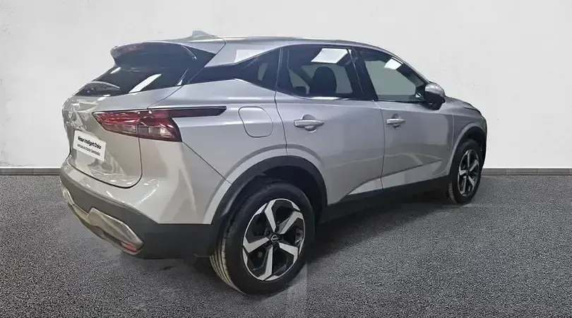 Usado Nissan Qashqai N-Connecta 140 CV (102 kW) 2024 Diamond silver (metalizado) SUV