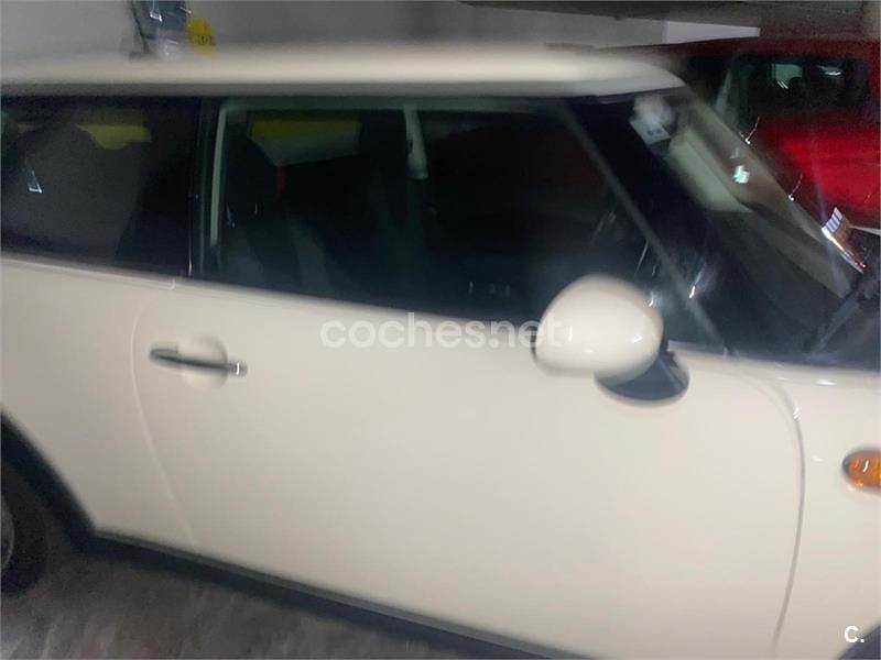 Usado Mini Cooper D 111 CV (81 kW) 2012 Beige Utilitario