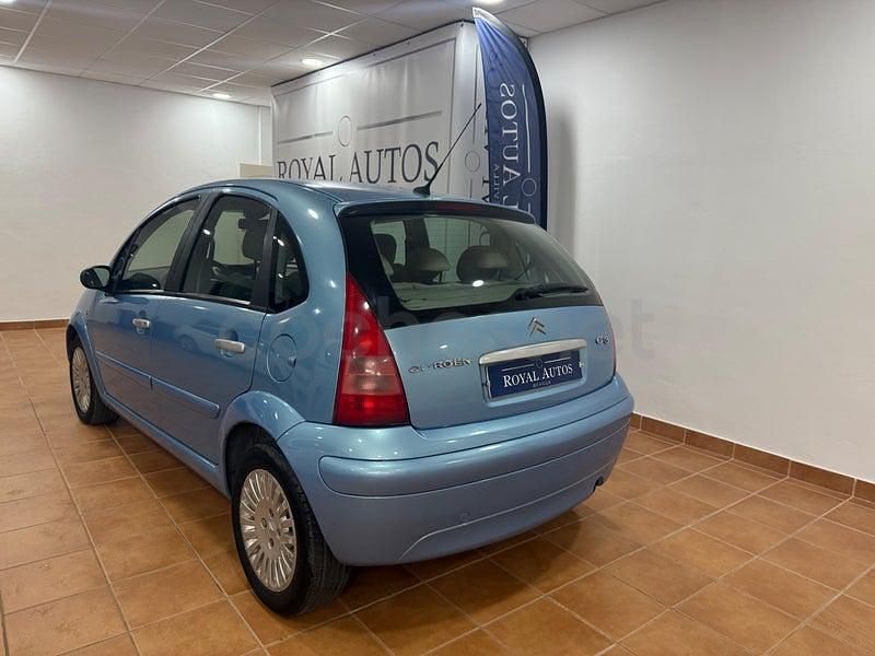 Usado Citroën C3 70 CV (51 kW) 2003 Azul Berlina