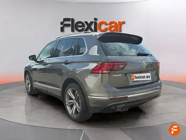 Usado VW Tiguan Advance 150 CV (110 kW) 2019 Gris SUV