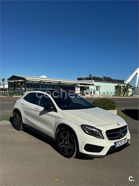Blanco Usado 2014 Mercedes GLA200 AMG line SUV | 18.900 € (Precio justo) - Imagen 1/4