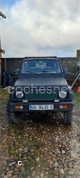 Usado Suzuki Samurai 69 CV (50 kW) 1995 Negro SUV