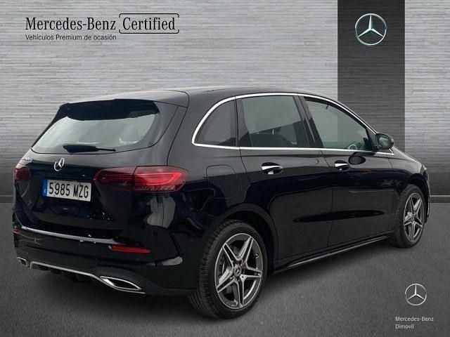 Usado Mercedes B250e 218 CV (160 kW) 2024 Negro noche Utilitario