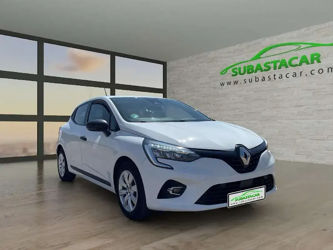 Usado Renault Clio Business 86 CV (63 kW) 2021 Blanco Utilitario